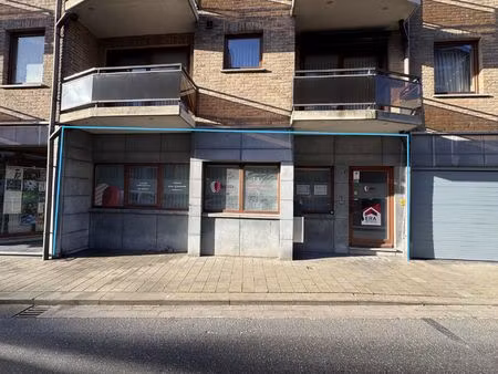 instapklaar handelspand met praktijkruimte achteraan