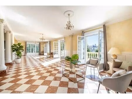 maison individuelle de 7 pièces de 220m² en vente à sarcelles - idéal pour les familles