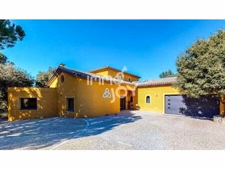 - villa t7 - malves en minervois