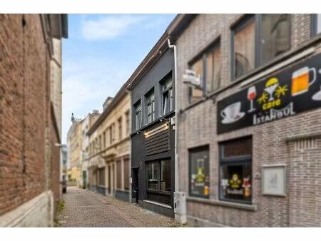huis te koop in sint-niklaas met 3 slaapkamers