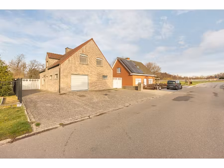 huis te koop in hasselt met 3 slaapkamers