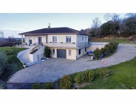 vente maison 130 m² à vic-fezensac (32190)  388 000 €