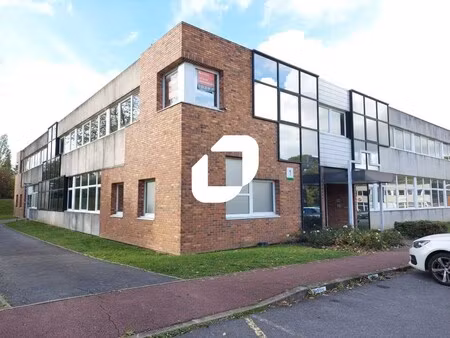 a louer  grands plateaux de bureaux