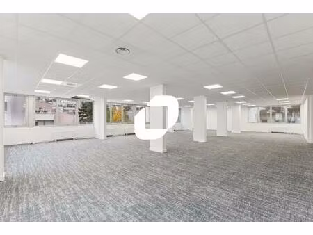 location bureau paris 75013