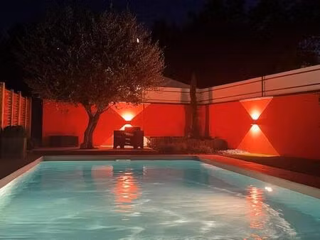 appartement contemporain avec piscine