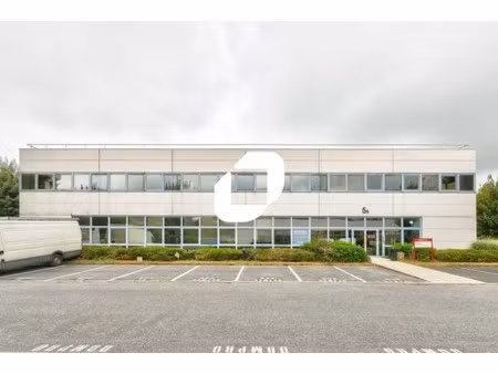 location local d'activités roissy en france 95700