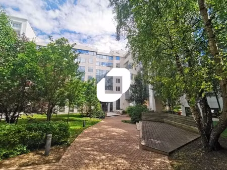 a louer  immeuble indépendant erpéable