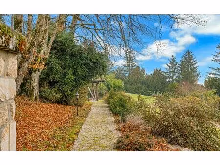 villa de caractère avec parc paysager à gex