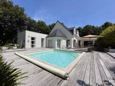 vente maison piscine à noyalo (56450) : à vendre piscine / 200m² noyalo