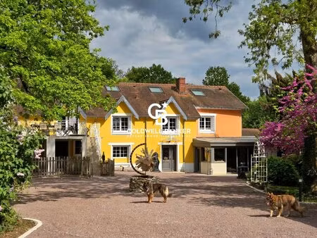 domaine de gîtes rentable à reprendre : nature  potentiel élevé  à 1h de paris