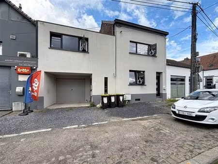 immeuble de rapport à vendre à chaussée du roi baudouin 113 saint-symphorien (vbd69033)