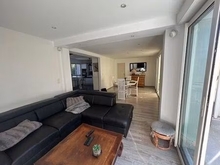 saint martin des champs  maison t7