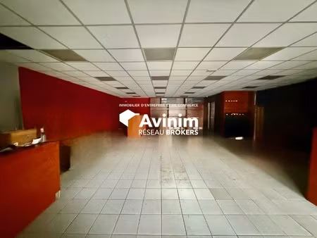 location local commercial