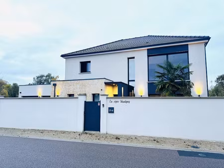 vente maison 9 pièces 220 m² à troyes (10000)  580 000 €