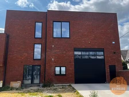 bien professionnel à louer à sint-kwintens-lennik € 3.000 (lj8aj) | zimmo