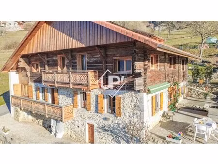 ferme authentique avec une rénovation de qualité