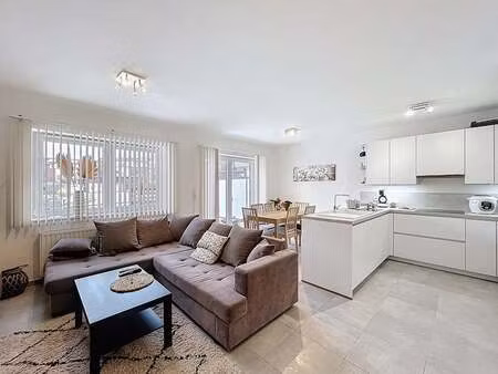 appartement à louer à ciney € 895 (lj8gs) - b&c immo | zimmo