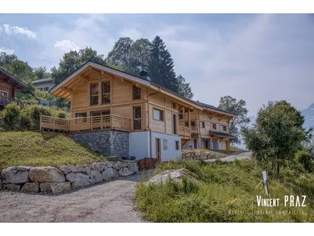 vente chalet 5 pièces 250 m² à combloux (74920)  1 975 000 €