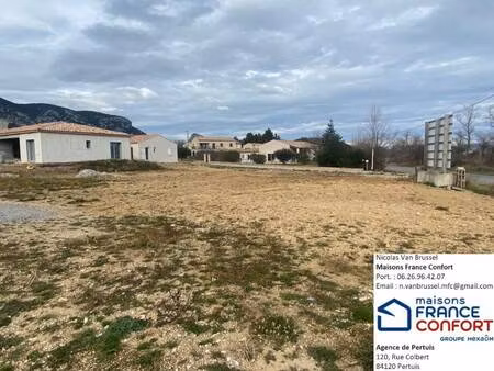 terrain constructible viabilisé à vendre