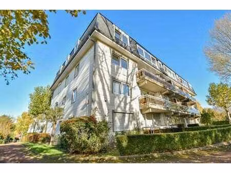 lumineux appart. 2 ch. idealement situe!