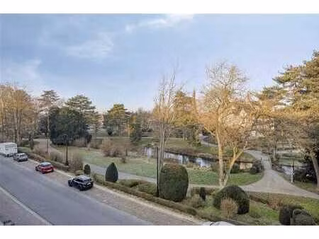 superbe penthouse avec vue sur le parc de wemmel