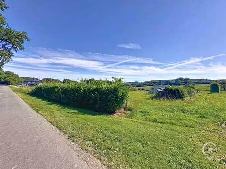 option - terrain constructible avec superbe vue à vendre à …