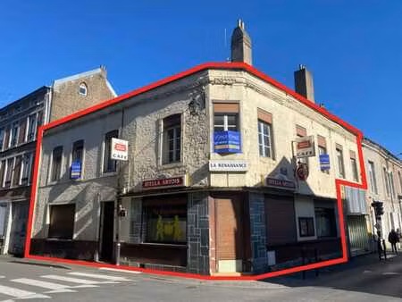 immeuble mixte de +/- 321m² à givet.