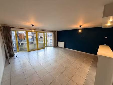 2-slaapkamer appartement op 400m van de smedenpoort!
