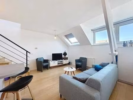 poste – appartement coup de cœur avec jardin commun