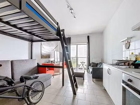 studio prêt à emménager avec terrasse à vendre dans la tour