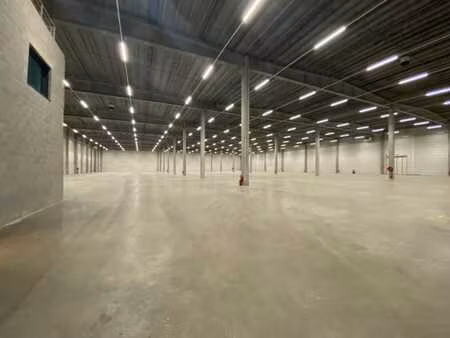 entrepôt logistique à louer