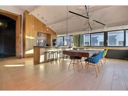 penthouse 2 ch. avec sauna  2 terrasses et bureau à liège