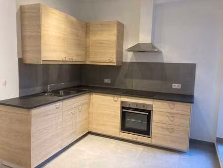 appartement au rez-de-chaussée à louer