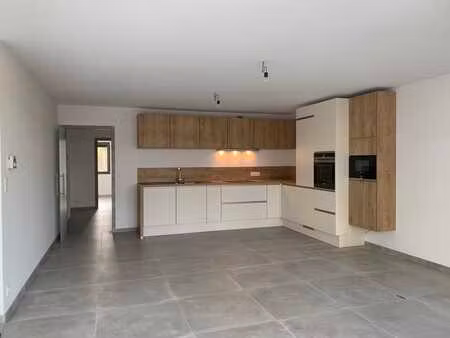 appartement 2 chambre 85m2 + parking saint léonard