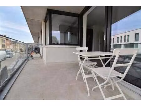 appartement 2ch neuf avec terrasse et parking