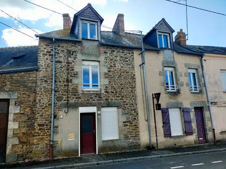 maison de bourg courcite 106m² 4 pièces