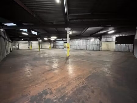 vente entrepôt 10 pièces