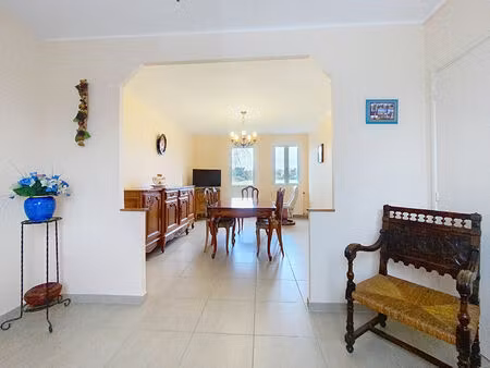 maison 3 chambres  grand hangar avec potentiel à la ville dieu du temple