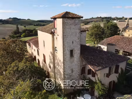 beau chateau ismh xii  xv et xviie siecles