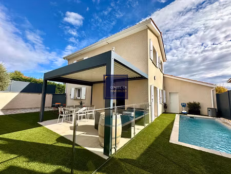 vente maison 4 pièces 90 m² soucieu-en-jarrest (69510)