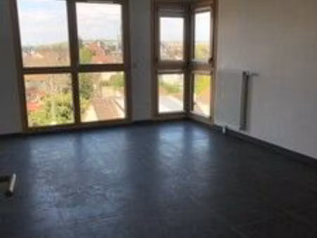 appartement 3 pièces 77 m²