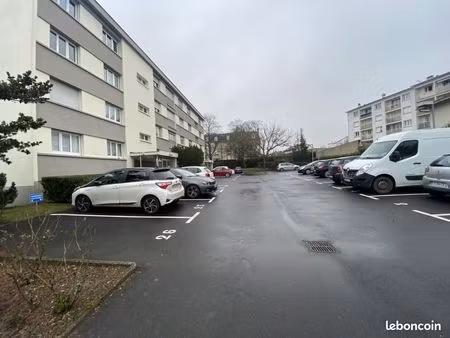 parking 3 m² limoges