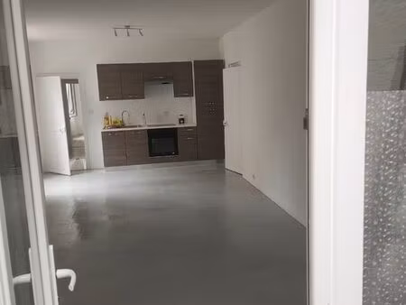 location t3 – centre-ville – rez-de-chaussée