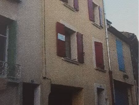 location maison de village