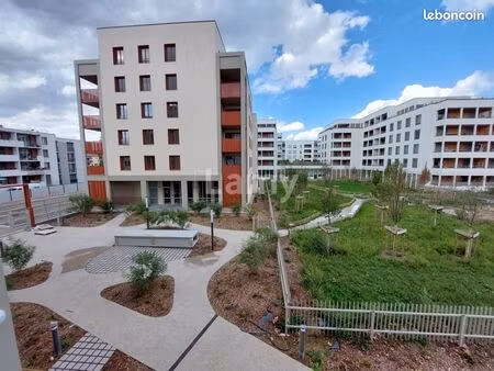 appartement 4 pièces 94 m²