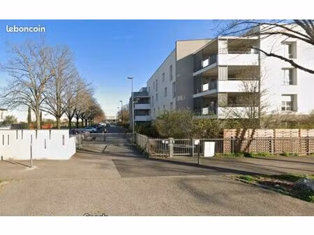 parking 10 m² saint priest