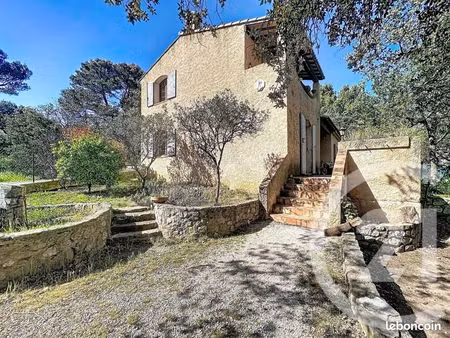 maison 6 pièces 141 m²
