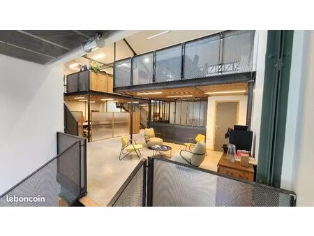 local bureaux 153 m²
