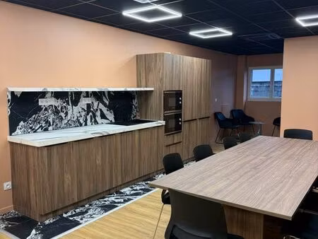 bureaux à louer / de 13 à 42 m2 / dispo immédiat