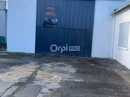 local d'activité 180 m²